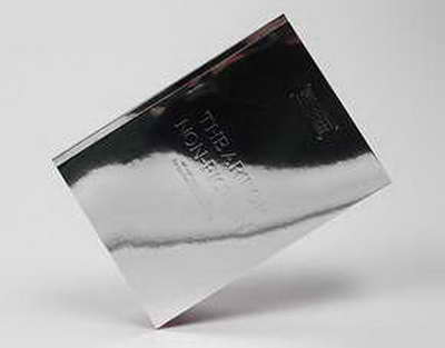 Тошкентда суд қарорига норози эркак дарахтга чиқиб олди