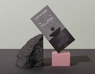 Tramp Rusiya ilə Ukraynada sövdələşməyə gedir - Politoloq